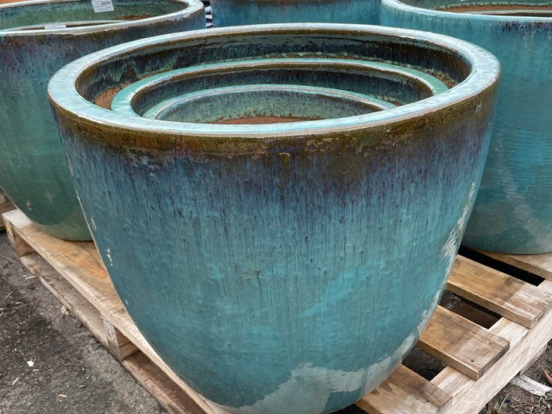 New Shipment of Pots are Here!